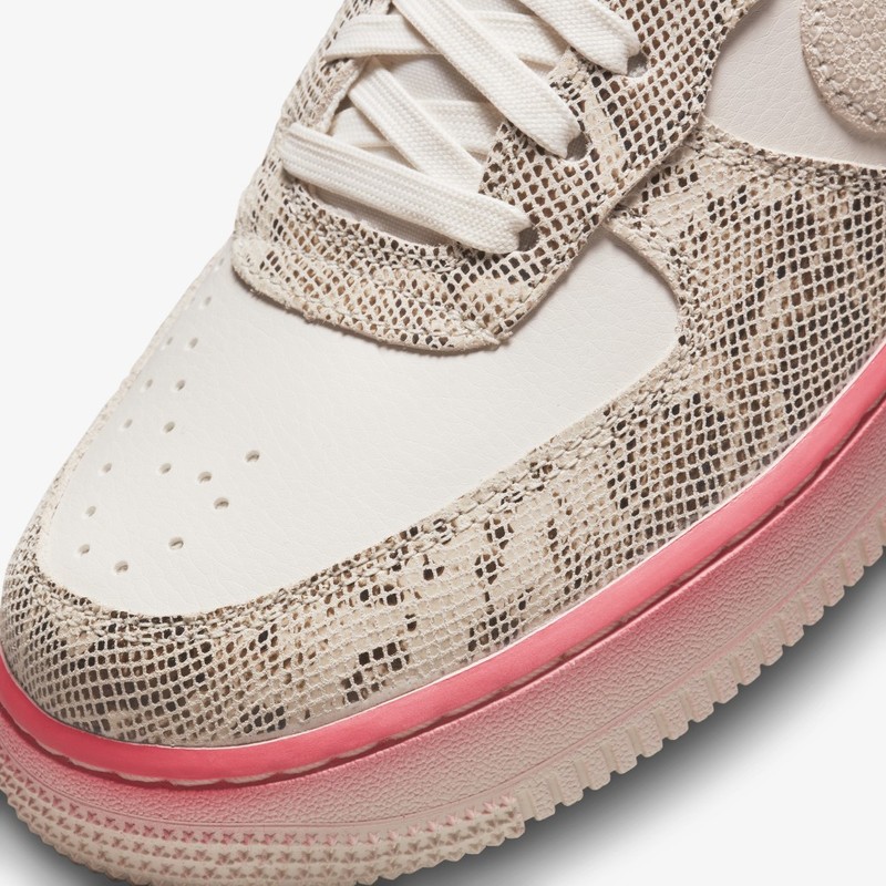 Nike store pink snakeskin